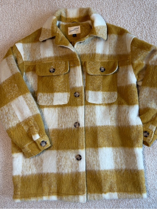 Universal Thread Jackets & Blazers - Universal Thread Mustard and Cream Plaid Shacket